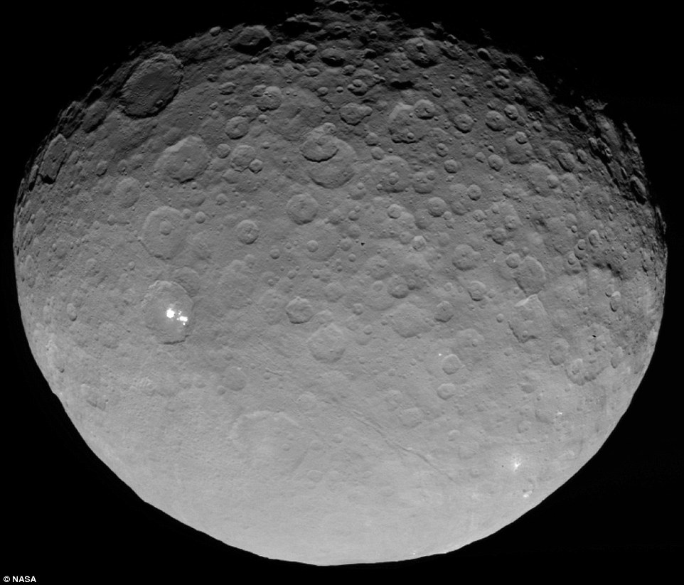 Dwarf Planet Ceres showing more bright spots from NASA's Dawn spacecraft